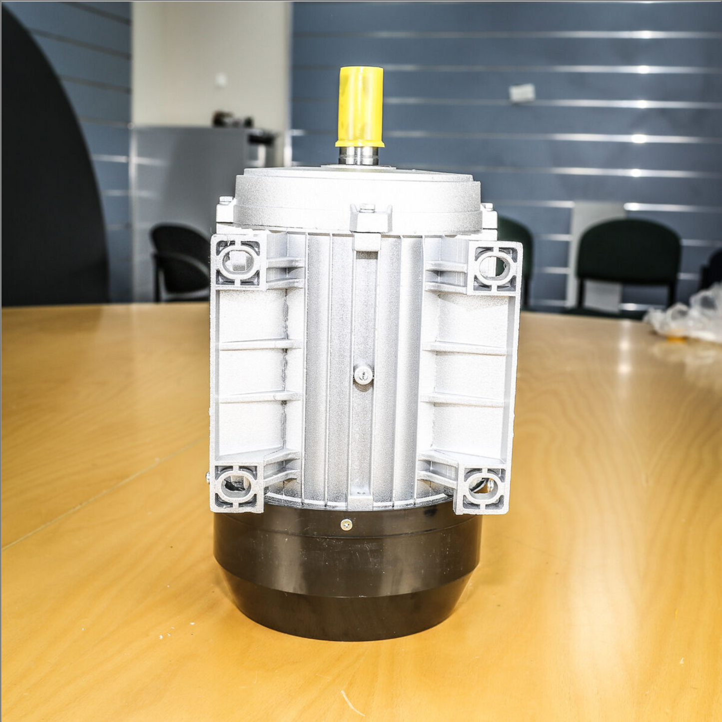 Single Phase 240v Dual Caps 2.2kw 3HP 2800pm 24mm Shaft Reverse Compressor Motor