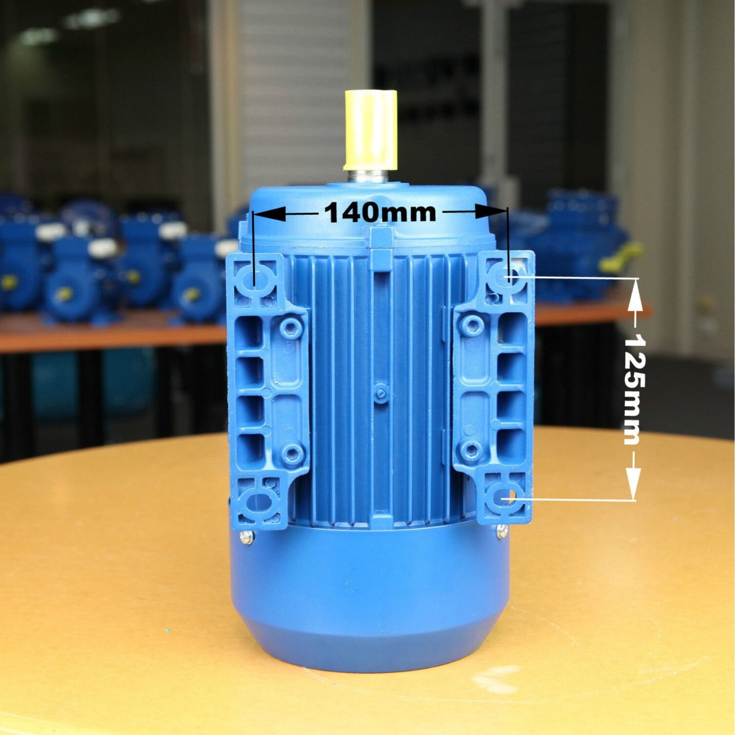 Single Phase B5 2.2kw 3HP 2800rpm Molnar Flange Mounted Motor 240v Reversible CSCR Shaft 24mm